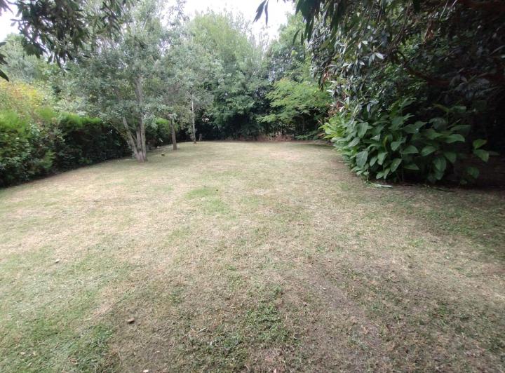 Terreno · 797m²