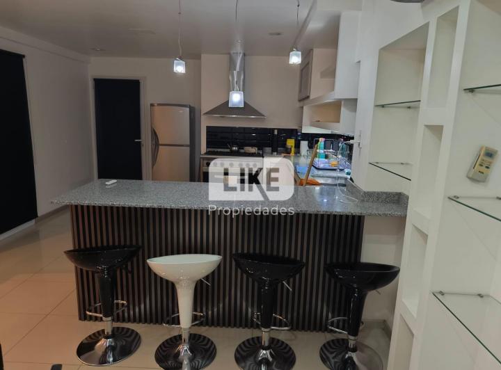 Casa · 160m² · 3 Ambientes · 2 Cocheras