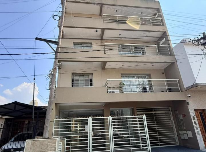 Departamento · 45m² · 2 Ambientes · 1 Cochera