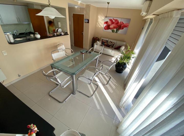 Departamento · 80m² · 4 Ambientes · 1 Cochera