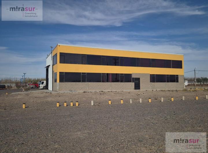 Bodega-Galpón · 300m²