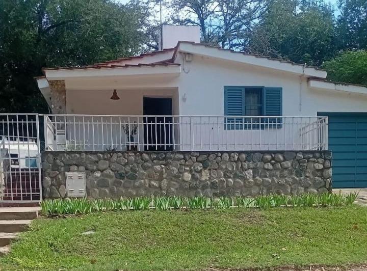 Casa · 80m² · 3 Ambientes · 1 Cochera
