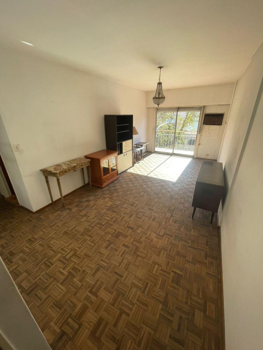 Venta de Departamento 4 Ambientes Bajas Expensas! en Balvanera, Capital