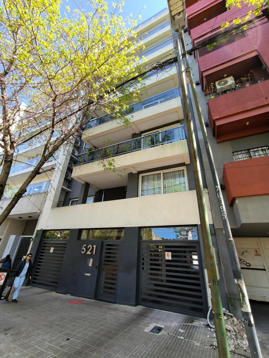 CALLE 40 N 521 E/ 5 Y 60