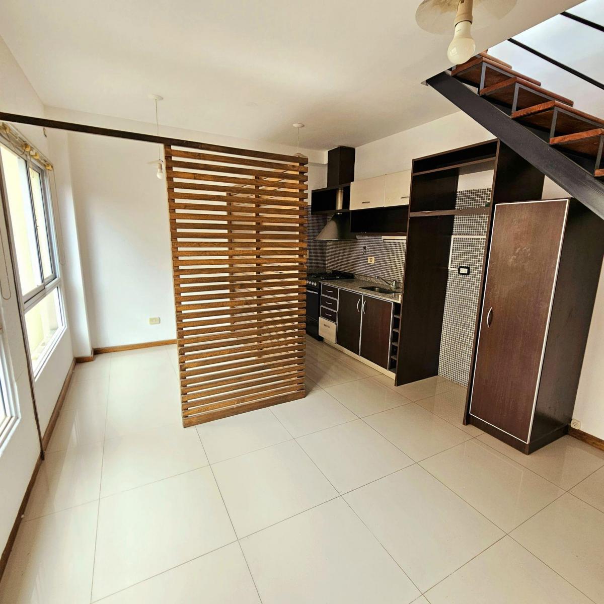 Venta PH Amplio 2 Ambientes Luminoso Oportunidad, Capital Federal