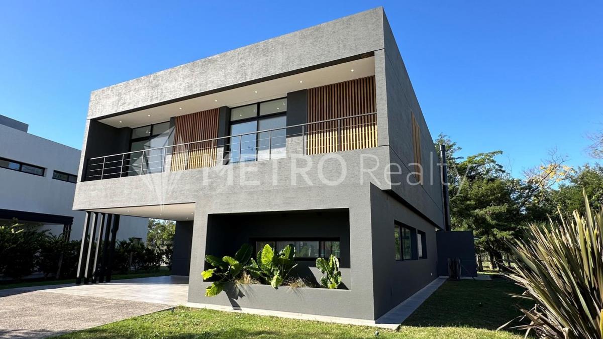 Casa en Venta en Haras Santa Maria, El Molino, con Pileta, Gba Norte