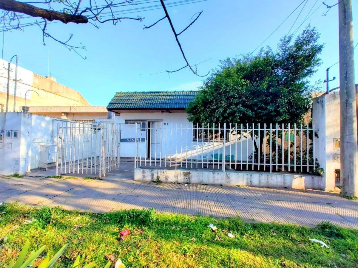 Casa en Venta en Barrio Cura. 2 Dorm.. Saavedra 2300. Rosario