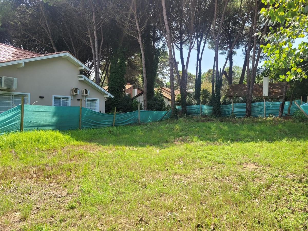 De la Calandria, Lasalle, Pinamar