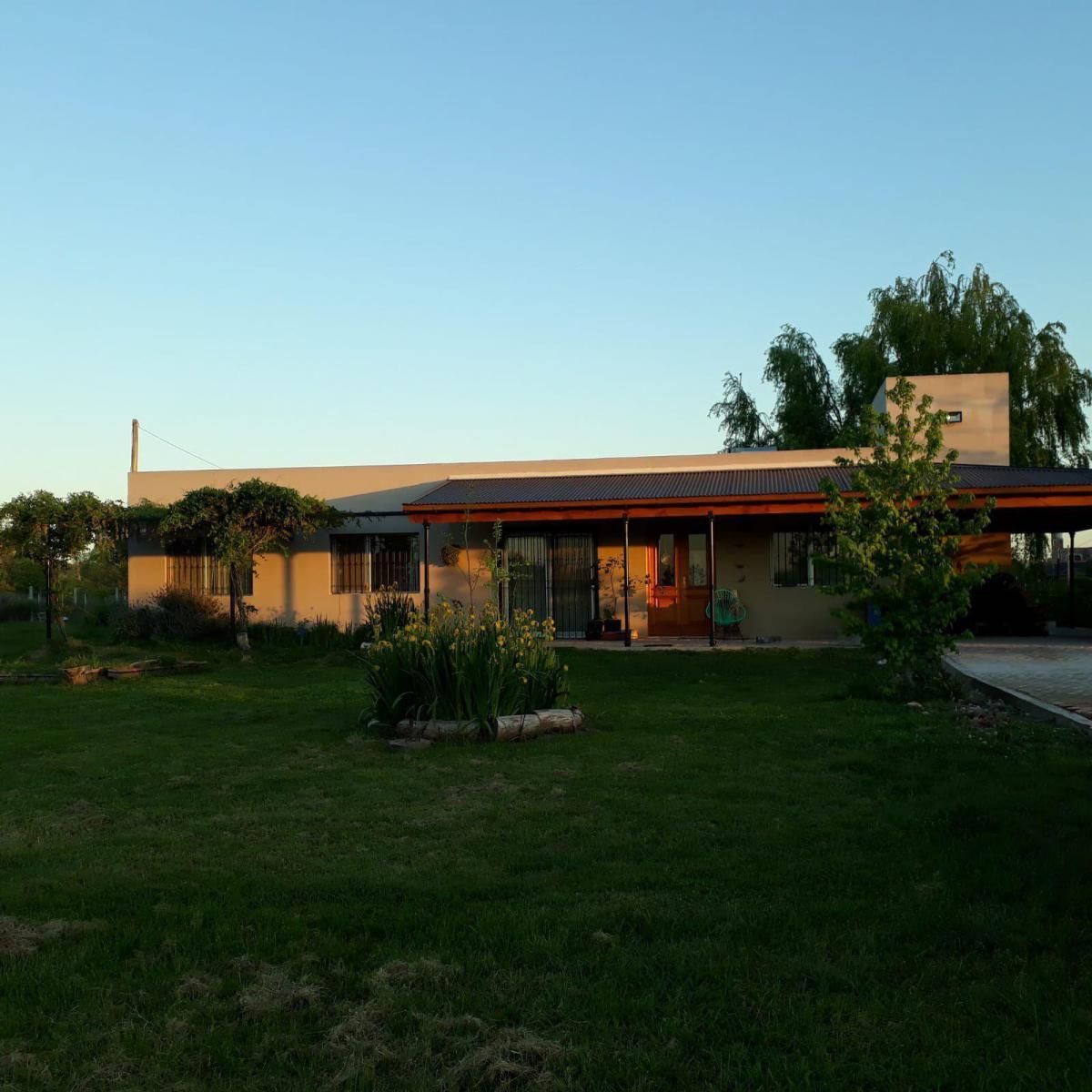Australia al 2400