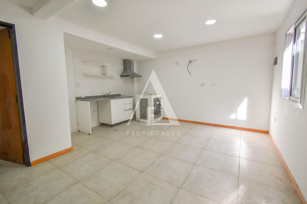Sayos 2800, Valentín Alsina, Lanús
