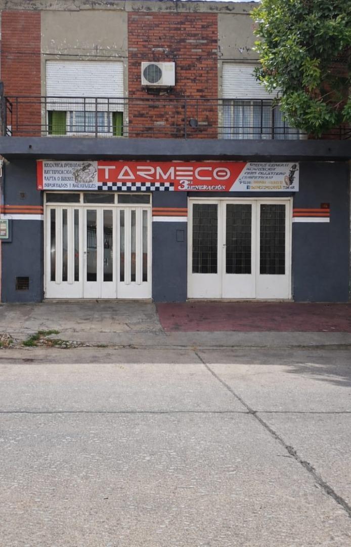 Oportunidad de inversión local comercial Y departamento. Se ofrece en...