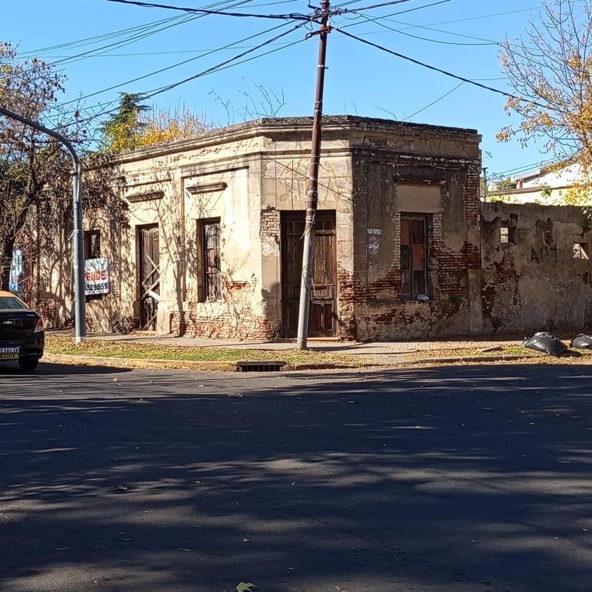 Junin 1199, Arroyito, Rosario