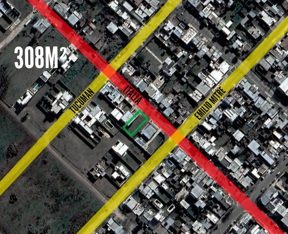 _ Terreno en venta ubicado sobre calle Italia entre Tucumán y Emilio M...