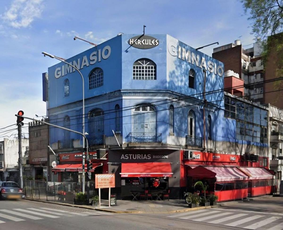 Av. Rivadavia  al 10000,  Villa Luro, Capital Federal