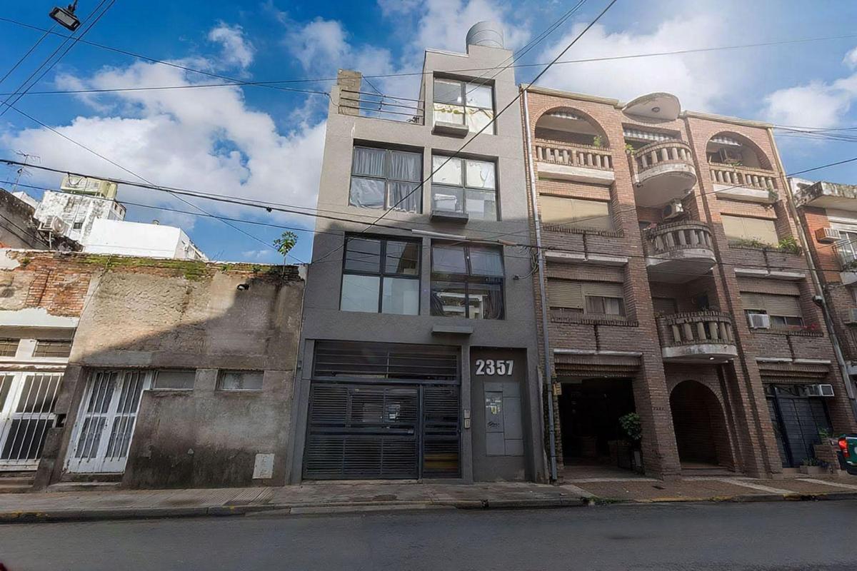 4 de Enero 2300