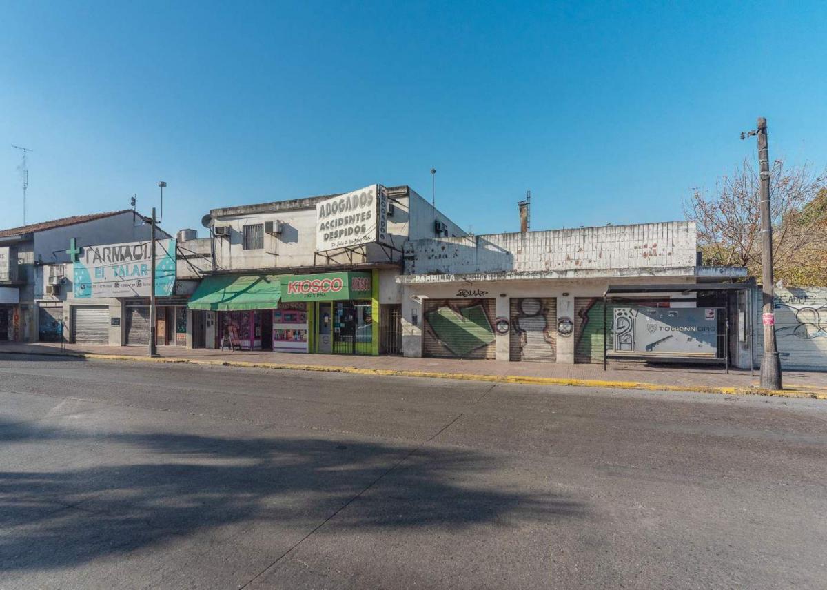 Avenida Hipólito Yrigoyen 2700, El Talar, Tigre