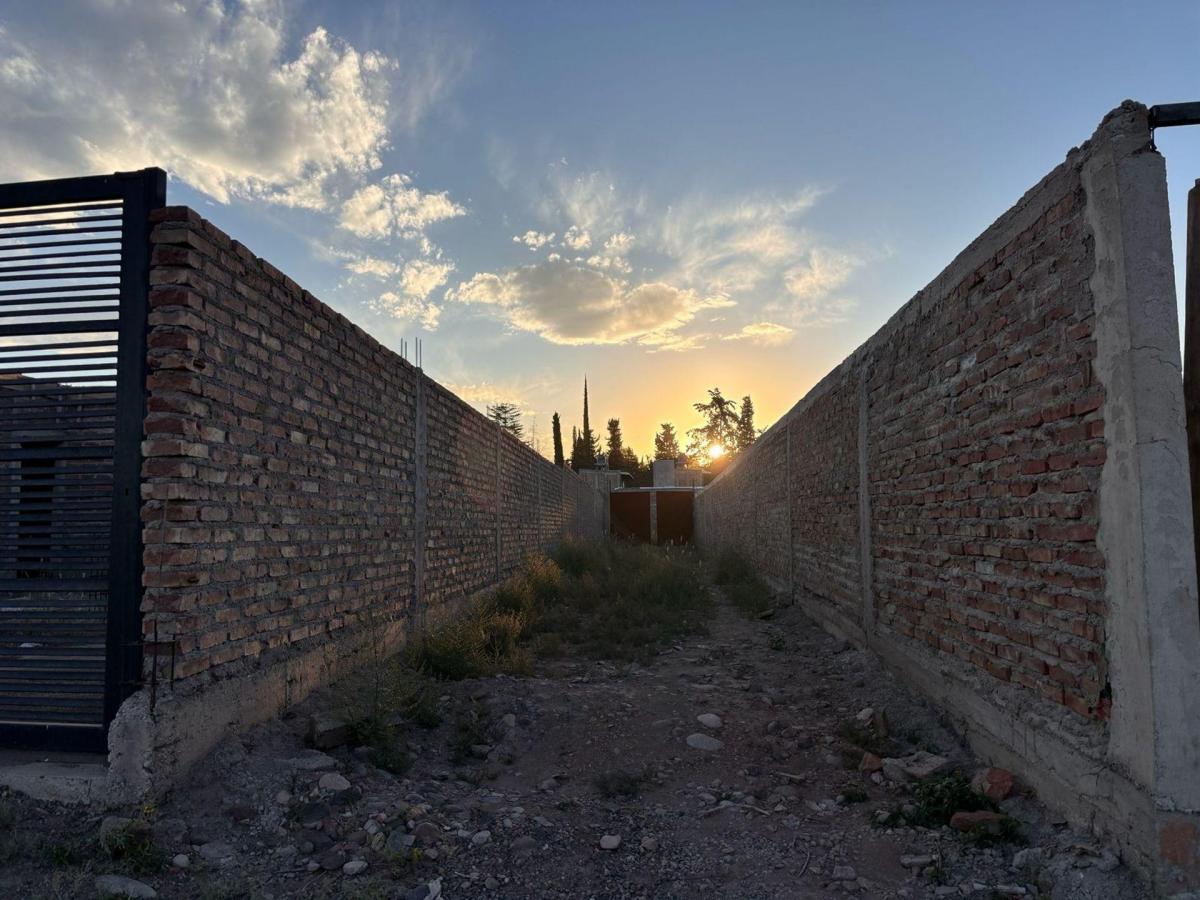 Mica y Verdad S/N,  Lunlunta, Mendoza