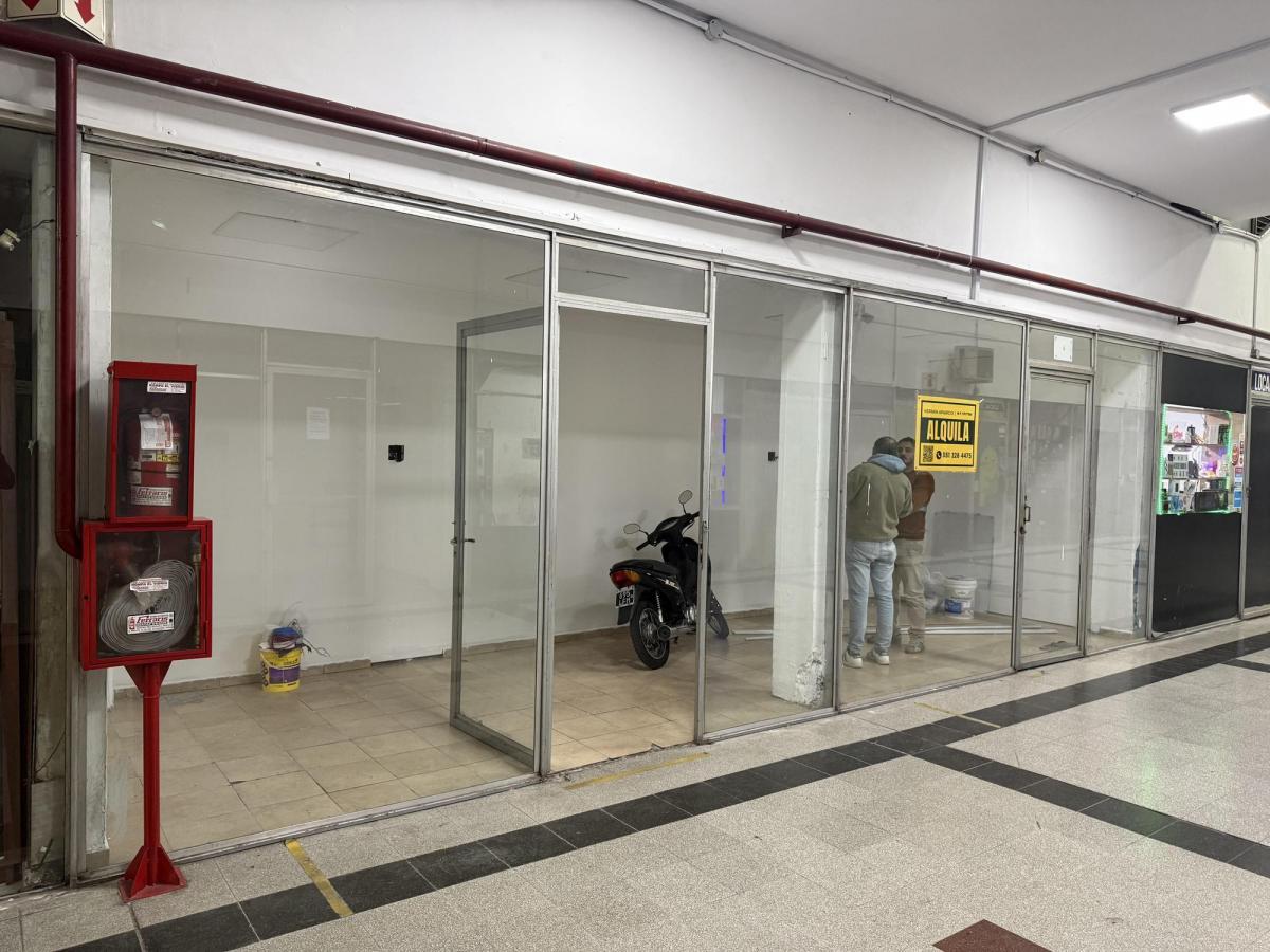Av Emilio Olmos 52,  Centro, Córdoba