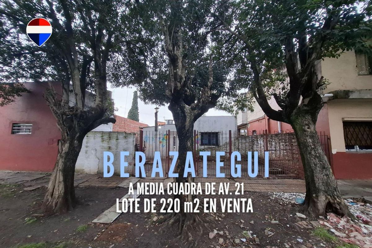 Calle 110 2000,  Berazategui, Berazategui