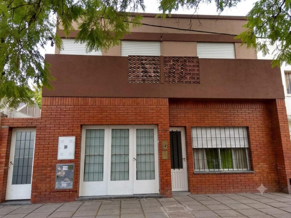 Avenida Falcón 200,  San Nicolás de los Arroyos, Buenos Aires (fuera de GBA)