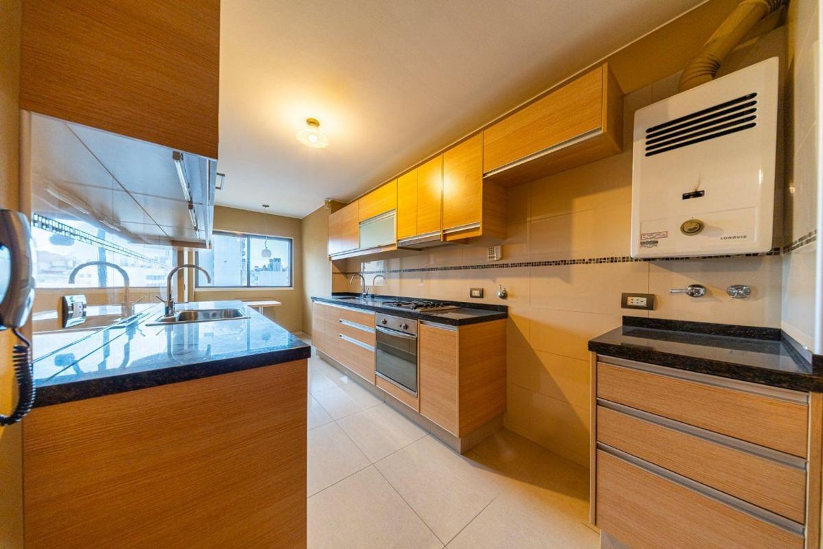 Montevideo 1200