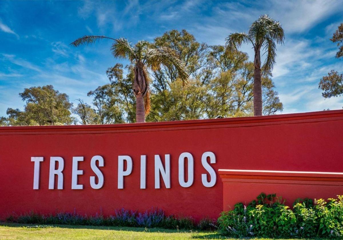 Ruta 6 Km 142 S/N, Villa de Campo Los Tres Pinos, Luján