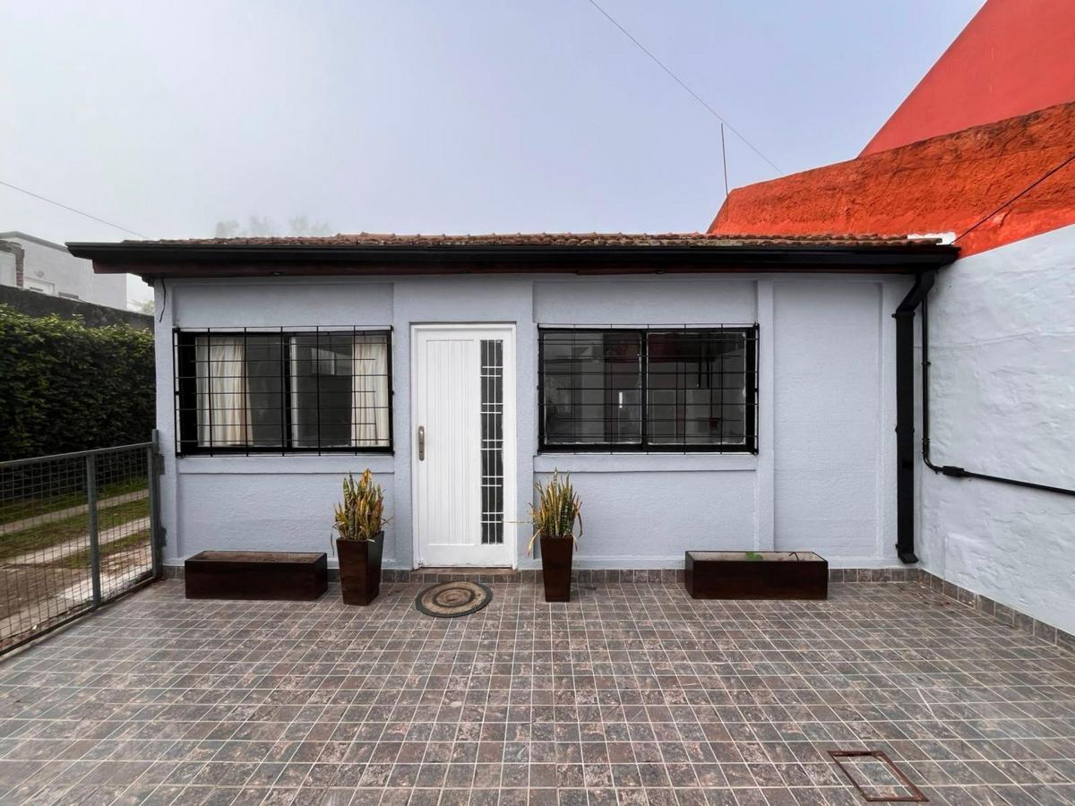 Santa Ana 3400, Hurlingham, Hurlingham